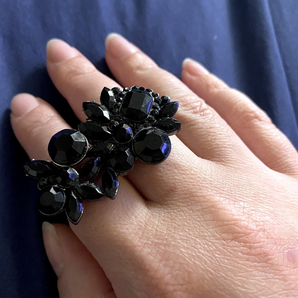 Floral Gem Two-Finger Ring